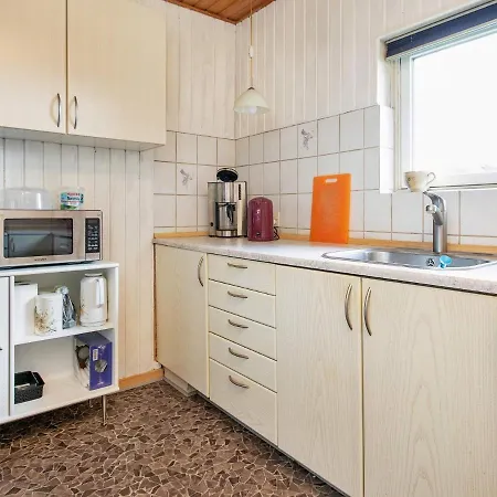 8 Person Holiday In * Vig